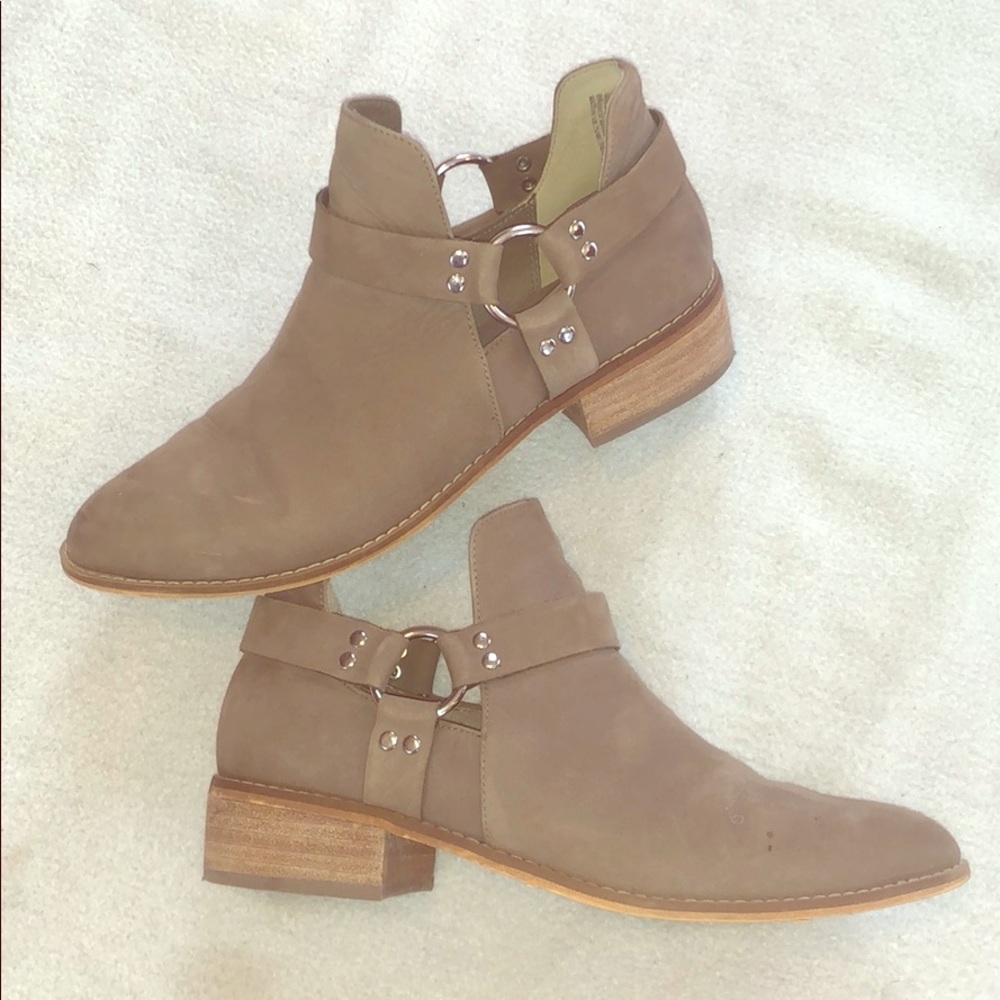 BP. Booties